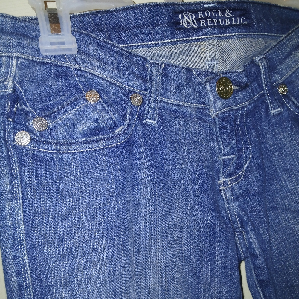 Size 24 Low-Rise Straight Cut Rock&Republic Jeans